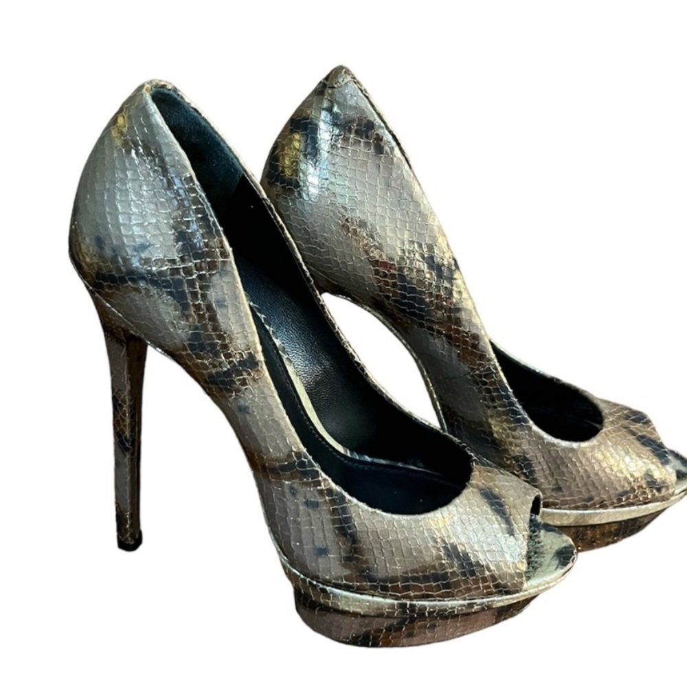 Brian Atwood gold metallic faux snakeskin stilettos heels. Size 7